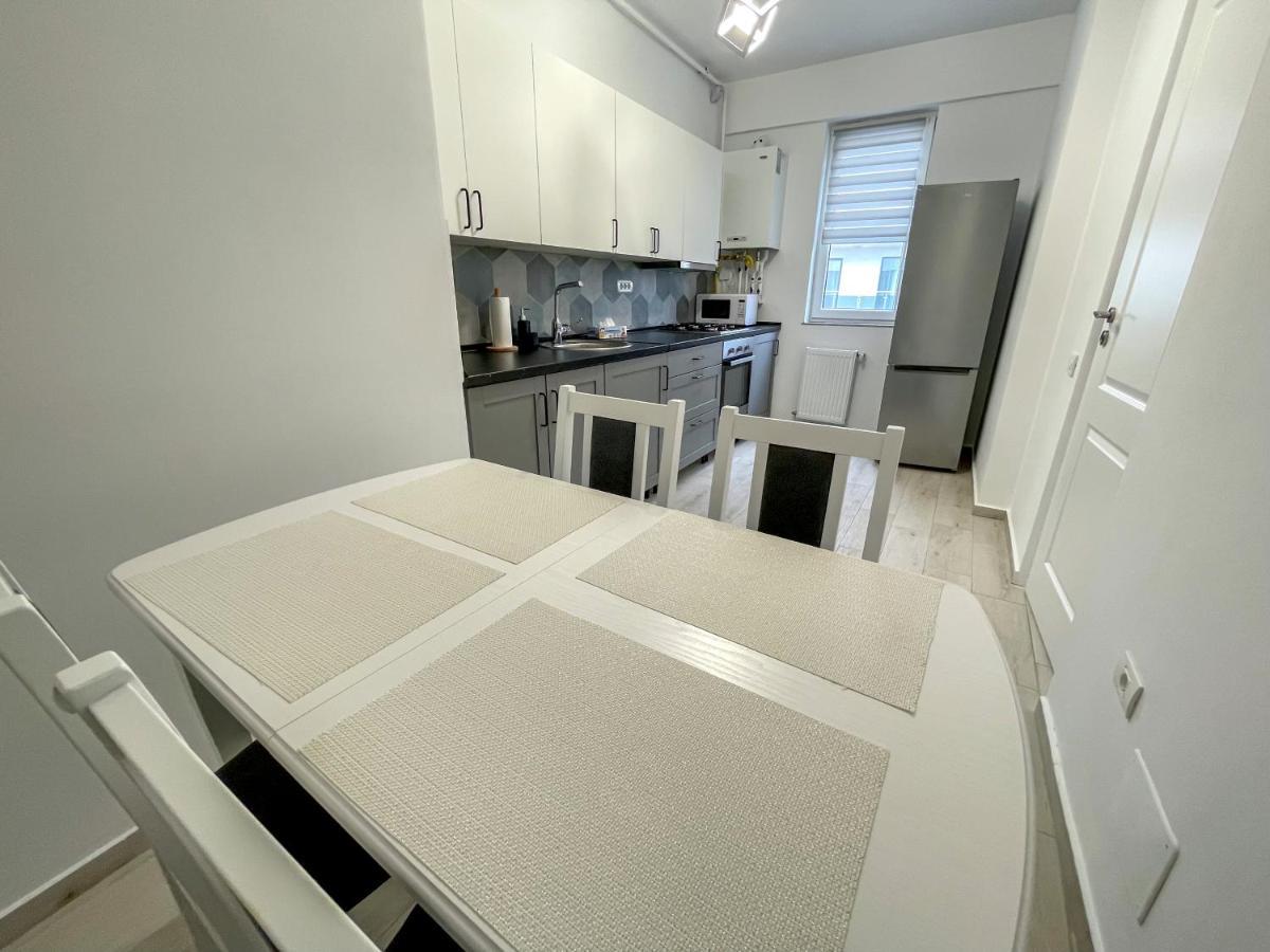 Ferienwohnung Astoria Rose Năvodari Exterior foto